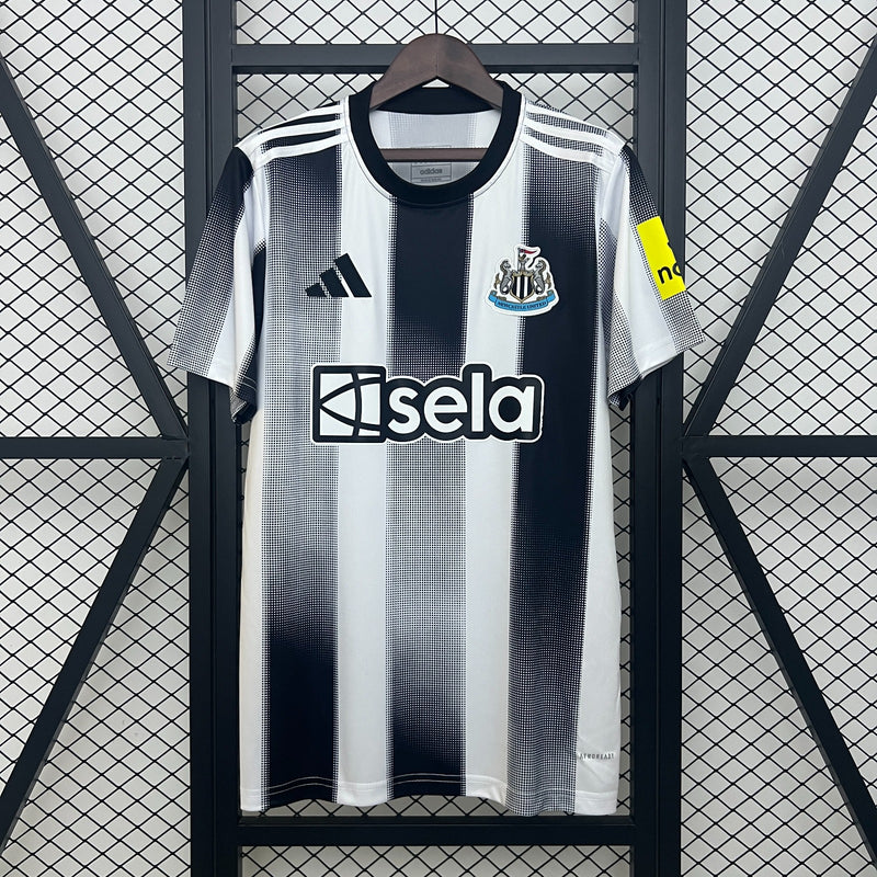 Camisa Newcastle United I 25/26 - Preto e Branco